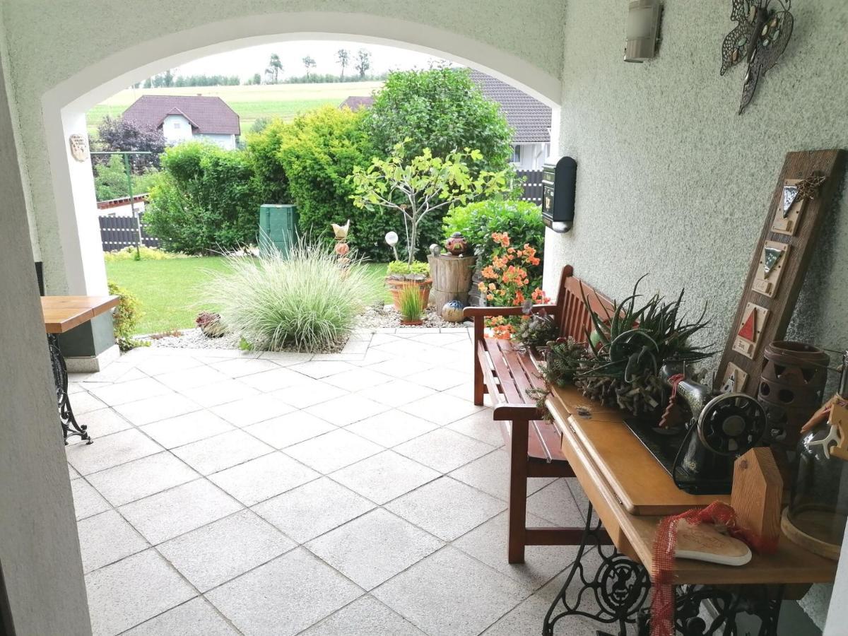 Cosy Apartment In Oed Hling With Garden Mauer bei Amstetten ภายนอก รูปภาพ